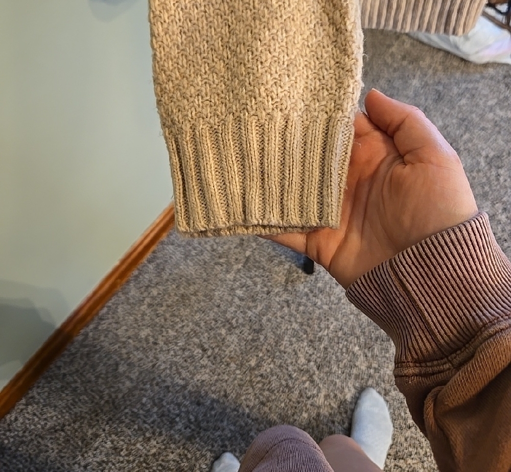 Women's Pink Cable Knit Sweater - Picture 2 of 6